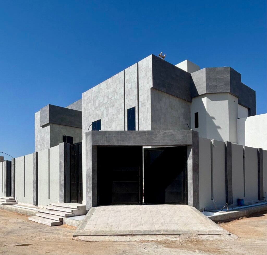 سابقه اعمال التشطيبات في تبوك.12