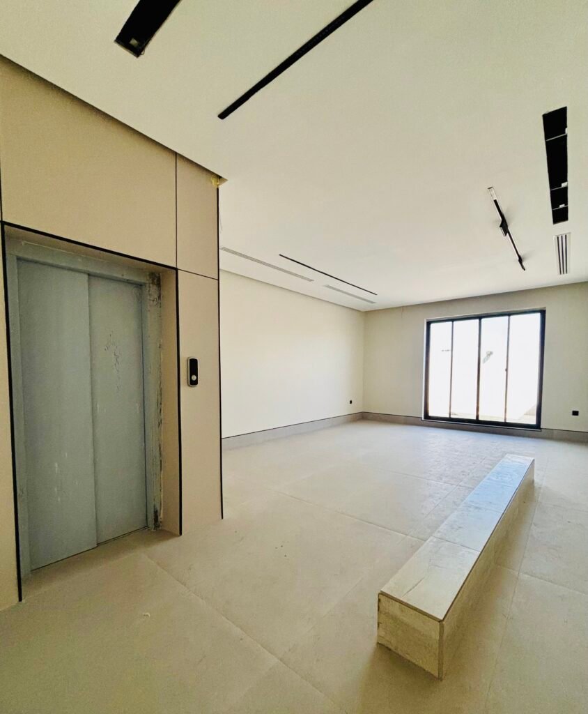 سابقه اعمال التشطيبات في تبوك.11