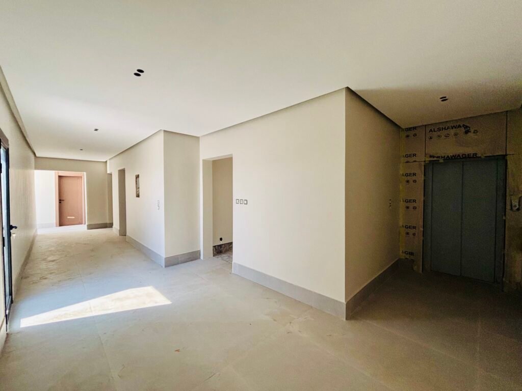 سابقه اعمال التشطيبات في تبوك.4