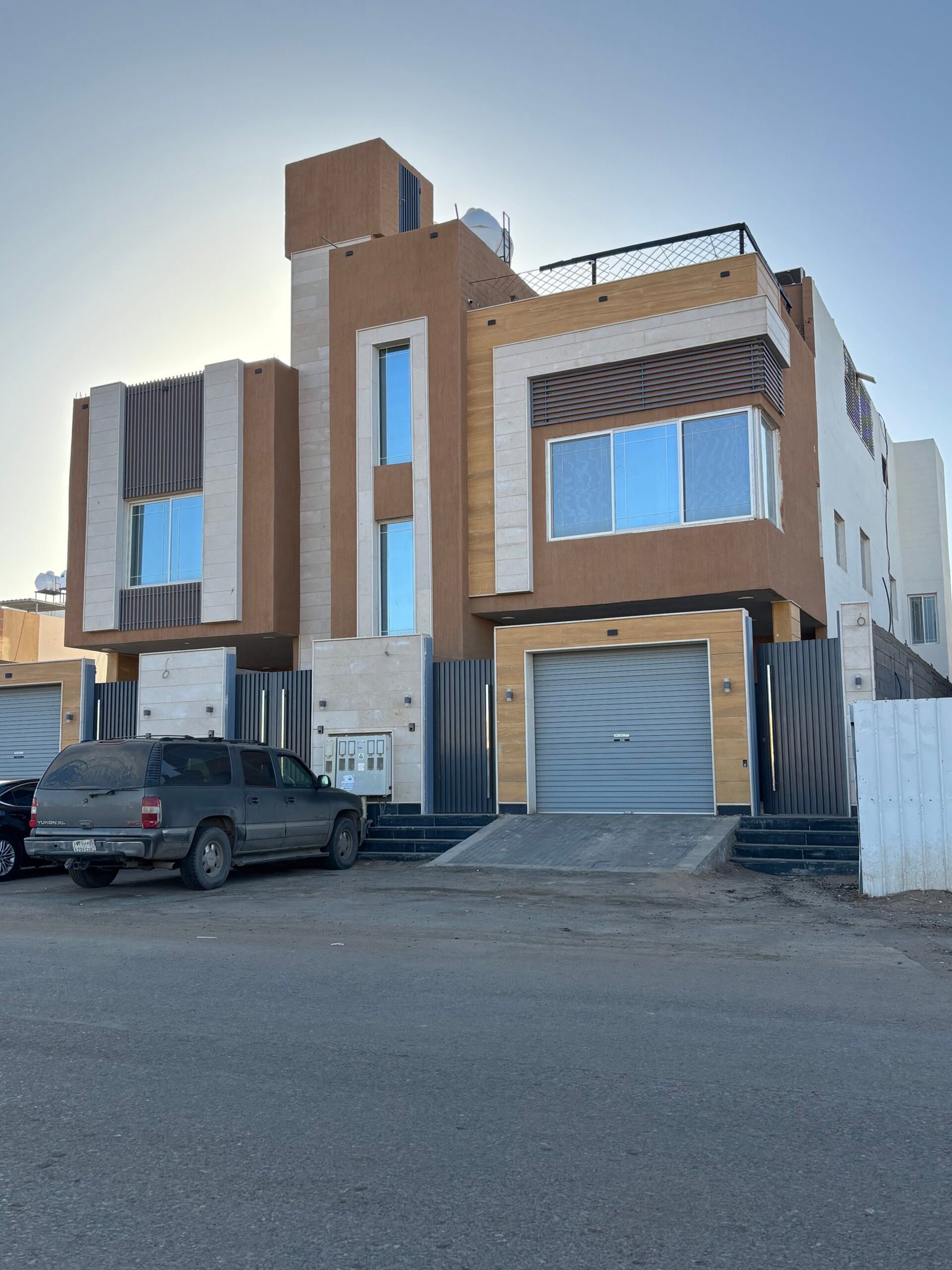 سابقة أعمال شموع تبوك في حي البوادي5