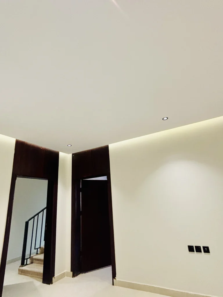 مشروع تشطيب لأحد المباني السكنيه 