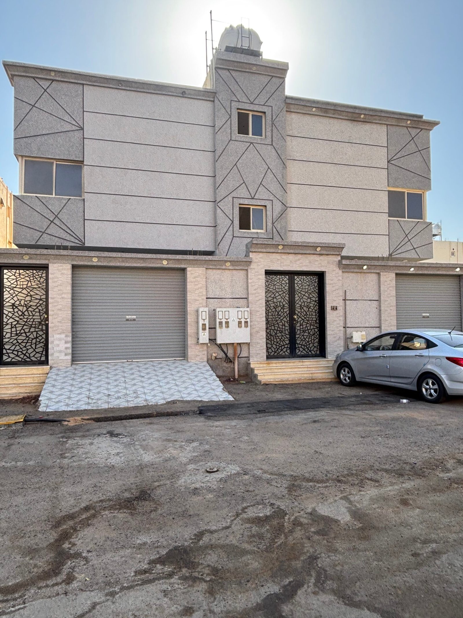 استلام التشطيب النهائي واجهة خارجية بعد التشطيب النهائي في تبوك مع إنارة خارجية