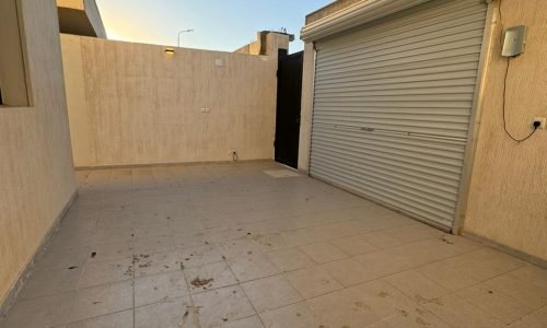 شموع تبوك للتطوير العقاري والمقاولات العامة نحن في شموع تبوك للتطوير العقاري والمقاولات العامة نؤمن بأن البناء ليس مجرد عملية تشييد، بل هو فن يعكس الرؤية والطموح. بخبرة تمتد لسنوات في قطاع التطوير العقاري والمقاولات، نقدم حلولاً متكاملة ومبتكرة تلبي تطلعات عملائنا في جميع أنحاء المملكة. نسعى لنكون الخيار الأول لكل من يبحث عن الجودة، الالتزام، والتميز.