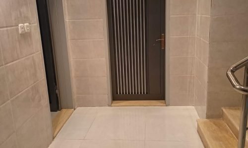 شموع تبوك للتطوير العقاري والمقاولات العامة نحن في شموع تبوك للتطوير العقاري والمقاولات العامة نؤمن بأن البناء ليس مجرد عملية تشييد، بل هو فن يعكس الرؤية والطموح. بخبرة تمتد لسنوات في قطاع التطوير العقاري والمقاولات، نقدم حلولاً متكاملة ومبتكرة تلبي تطلعات عملائنا في جميع أنحاء المملكة. نسعى لنكون الخيار الأول لكل من يبحث عن الجودة، الالتزام، والتميز.