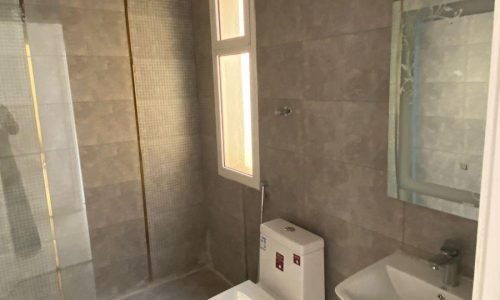 شموع تبوك للتطوير العقاري والمقاولات العامة نحن في شموع تبوك للتطوير العقاري والمقاولات العامة نؤمن بأن البناء ليس مجرد عملية تشييد، بل هو فن يعكس الرؤية والطموح. بخبرة تمتد لسنوات في قطاع التطوير العقاري والمقاولات، نقدم حلولاً متكاملة ومبتكرة تلبي تطلعات عملائنا في جميع أنحاء المملكة. نسعى لنكون الخيار الأول لكل من يبحث عن الجودة، الالتزام، والتميز.